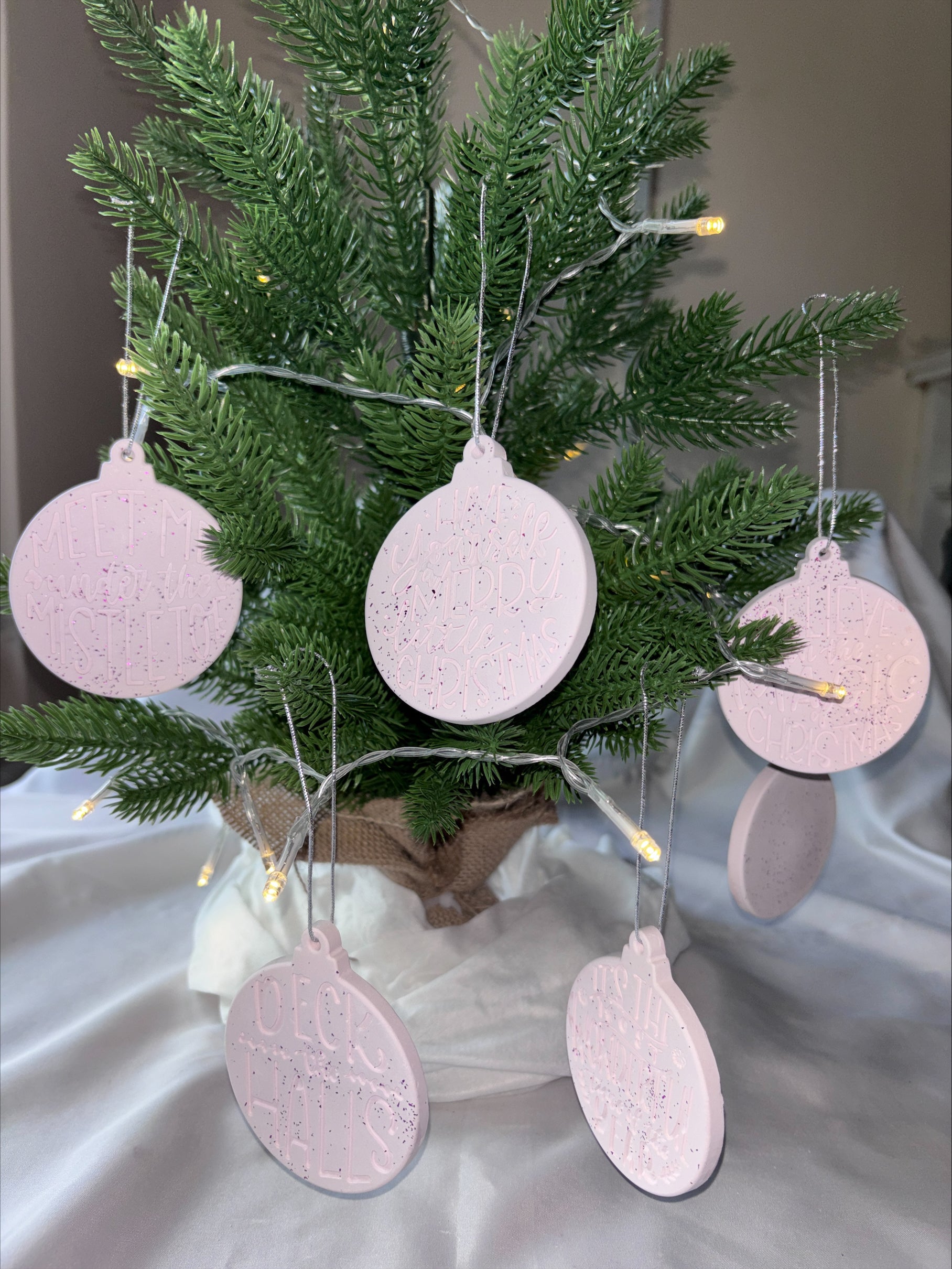 Christmas tree decorations 6