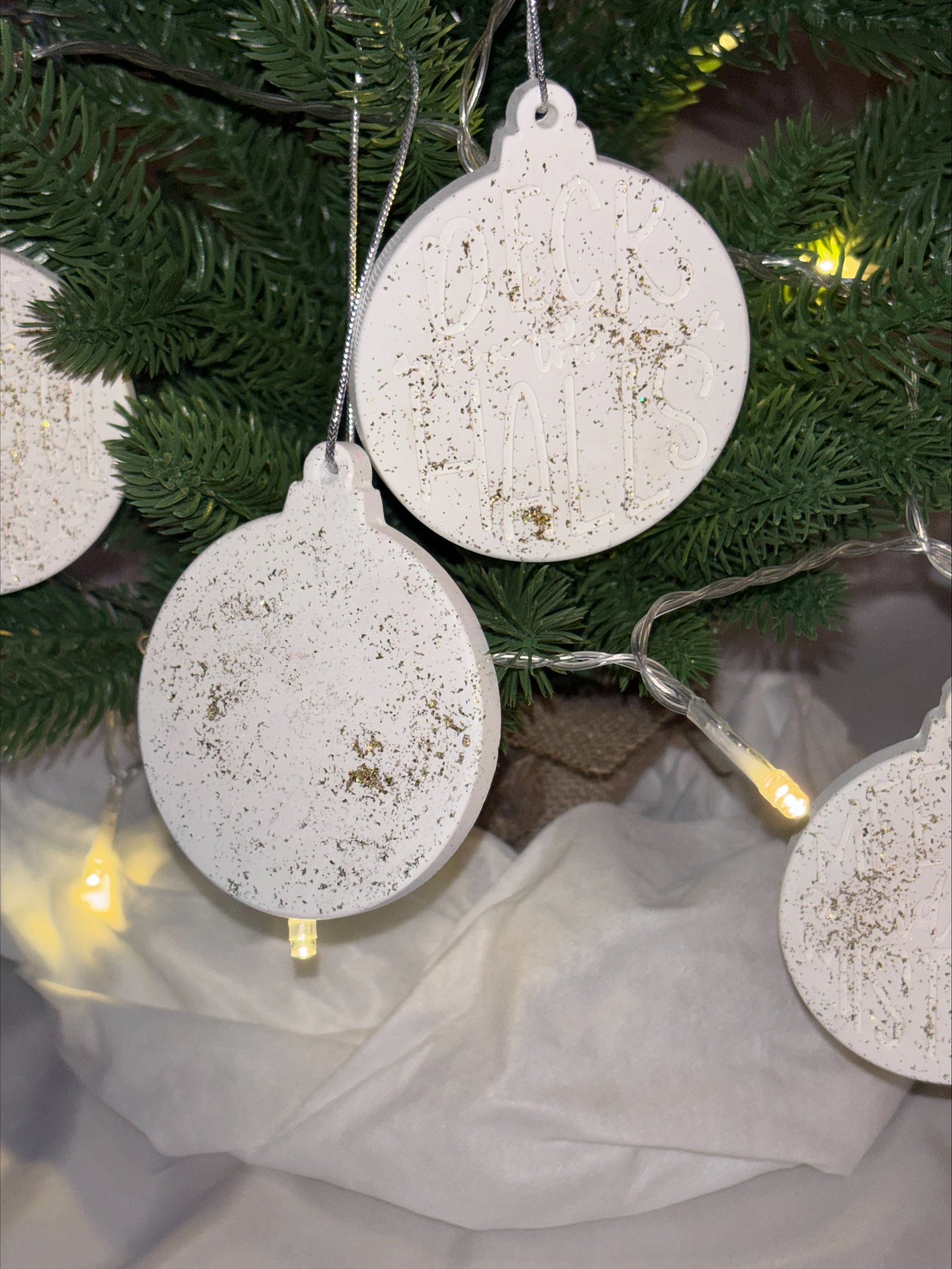 Christmas tree decorations 6
