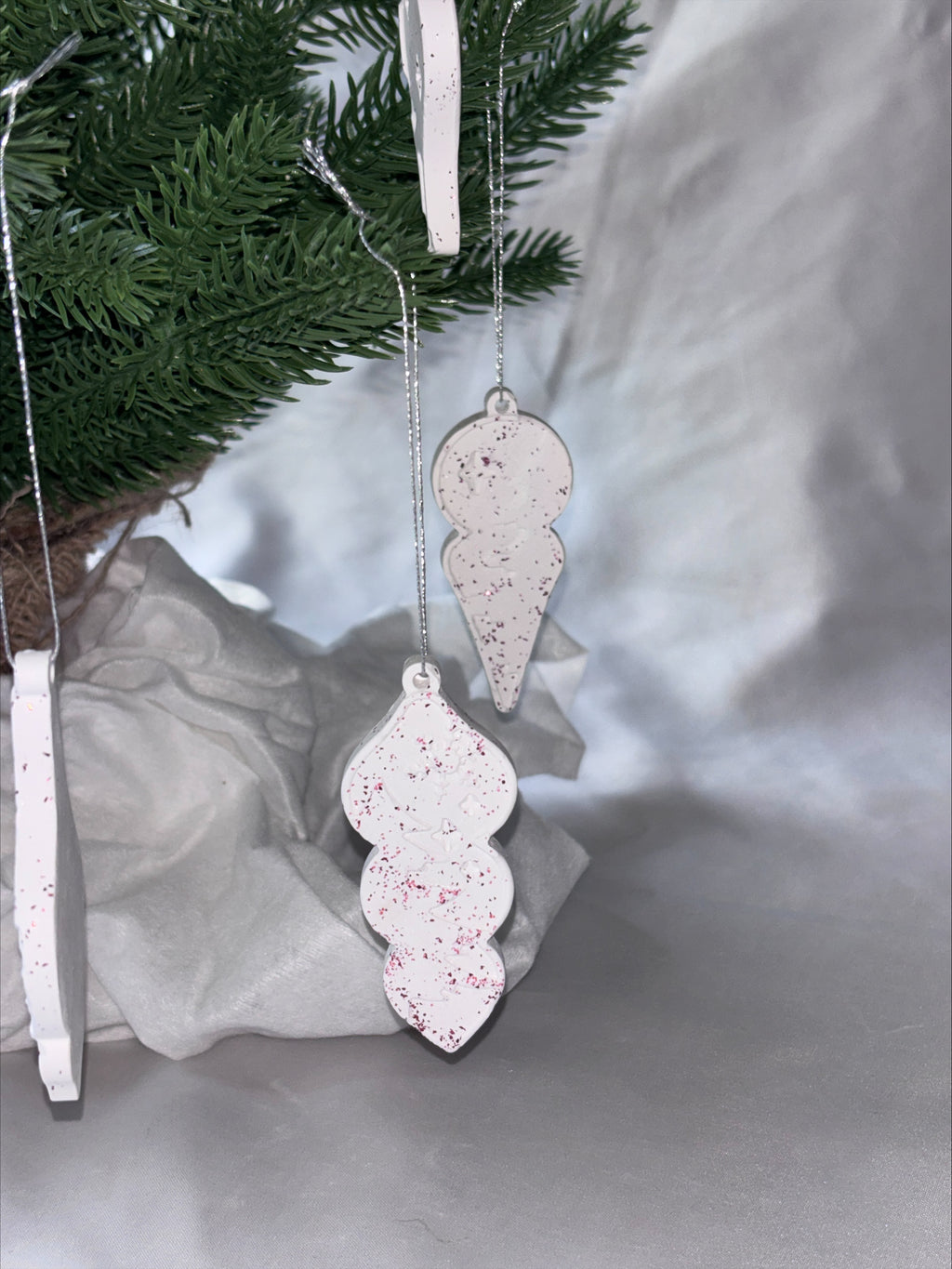 Christmas tree decorations long bauble style