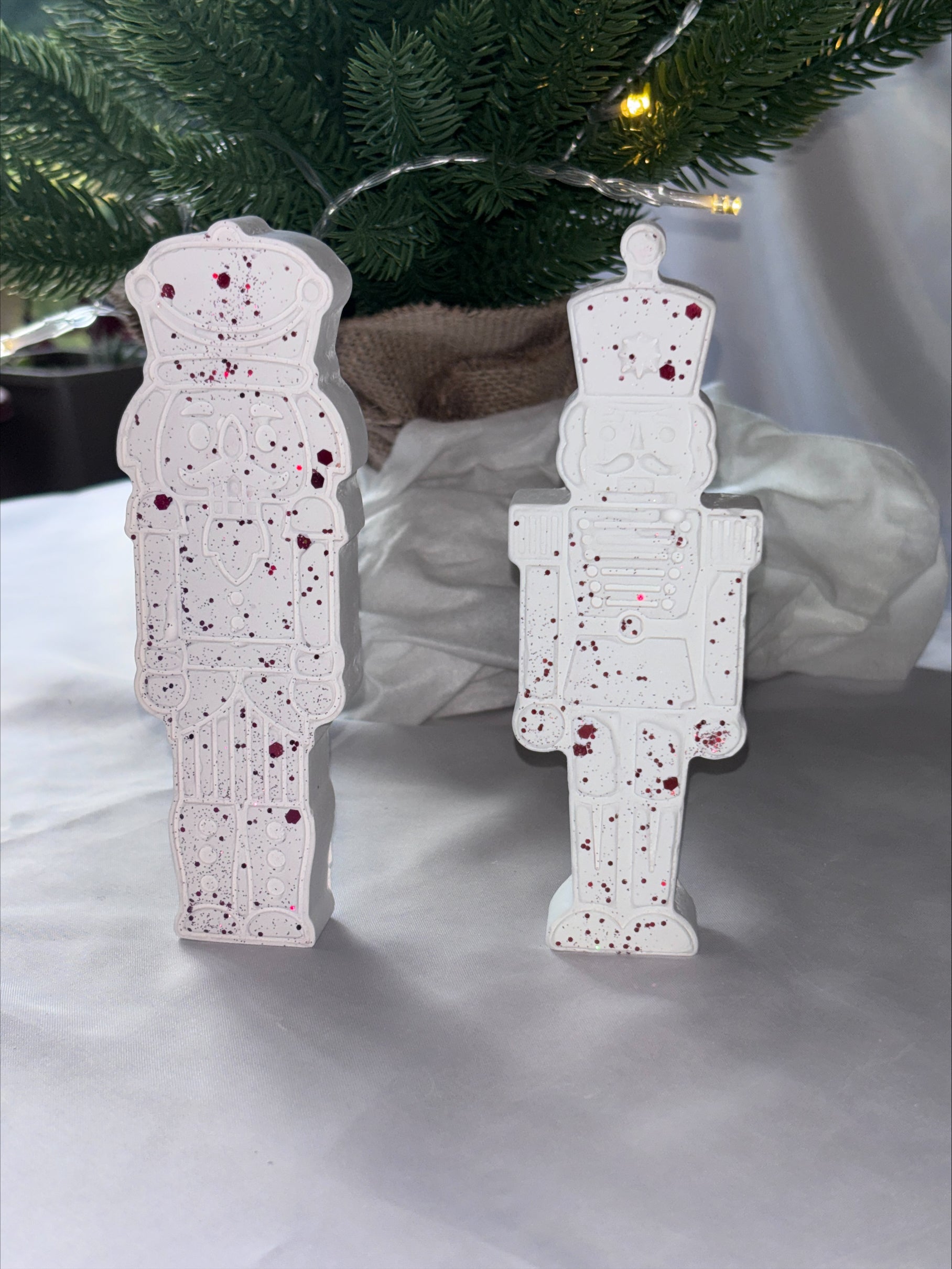 Christmas nutcrackers pair
