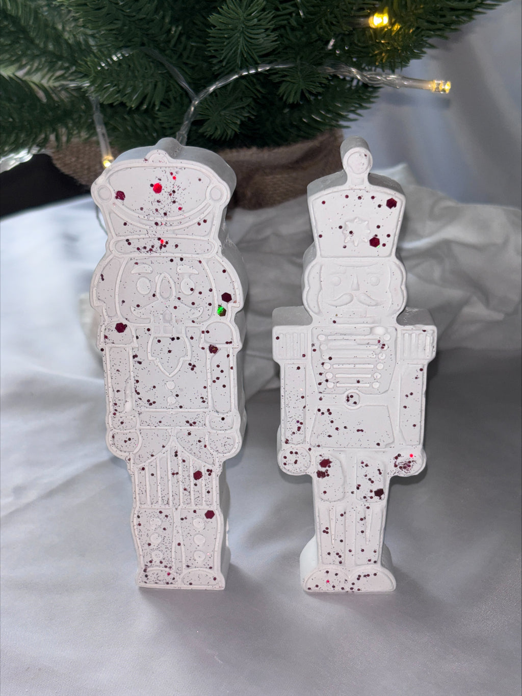 Christmas nutcrackers pair